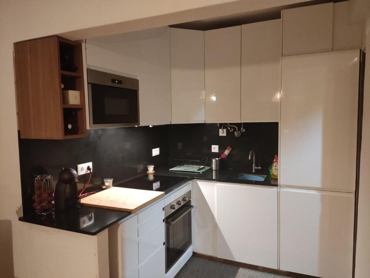 Caparica Apartment Near Beach กอสตา ดา กาปาริกา ภายนอก รูปภาพ
