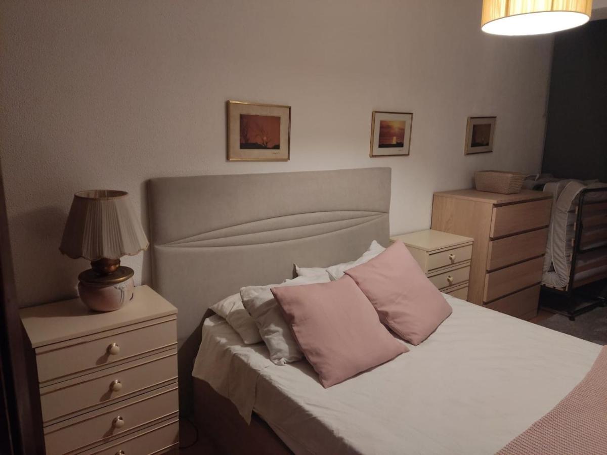 Caparica Apartment Near Beach กอสตา ดา กาปาริกา ภายนอก รูปภาพ