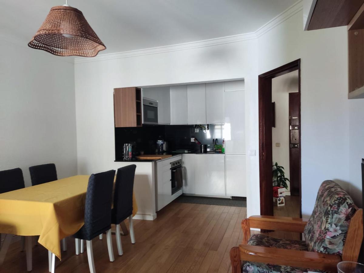 Caparica Apartment Near Beach กอสตา ดา กาปาริกา ภายนอก รูปภาพ