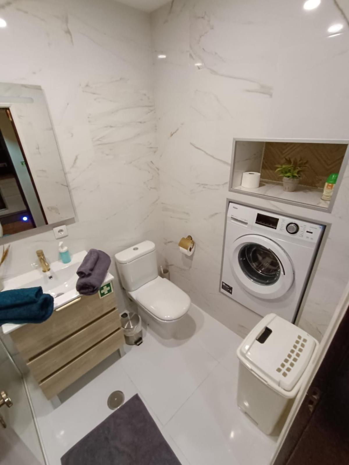 Caparica Apartment Near Beach กอสตา ดา กาปาริกา ภายนอก รูปภาพ